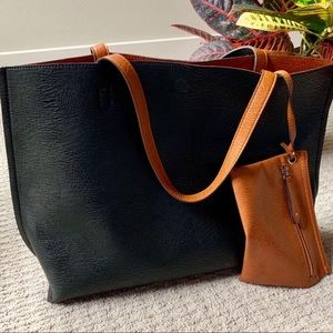 Street level tote